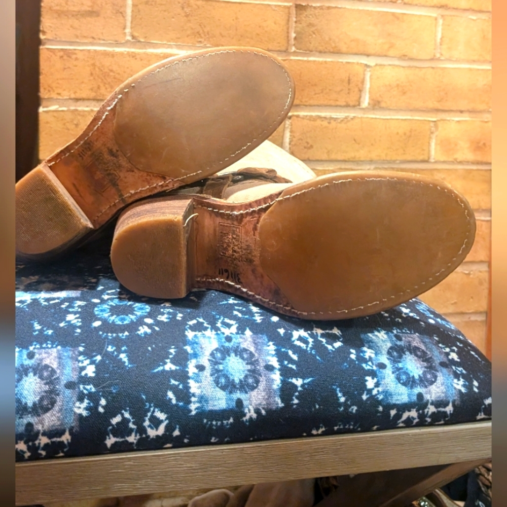 Frye boots - Picture 5 of 5